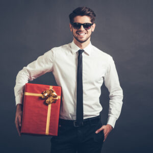 高価なプレゼントをくれる彼氏の心理とは・プレゼントに込められた男性の思いは意外？