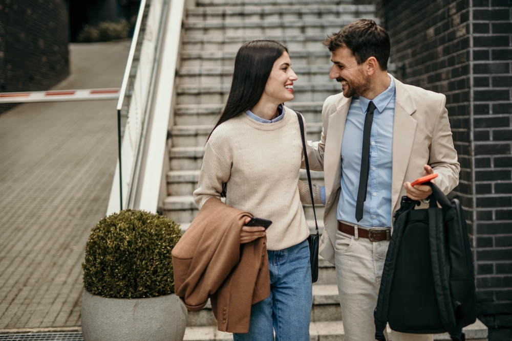 雰囲気違うねと言う心理に男性がなるのはこんな時が多い！