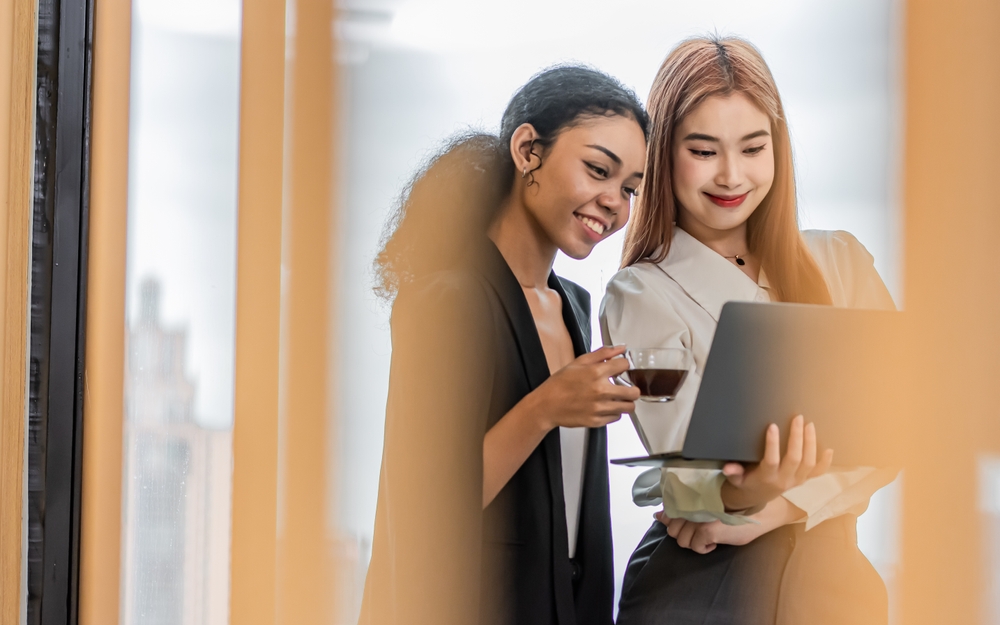 デスク周りが綺麗な人の心理とは？内面や性格を知ると親しくなれる可能性が高い！