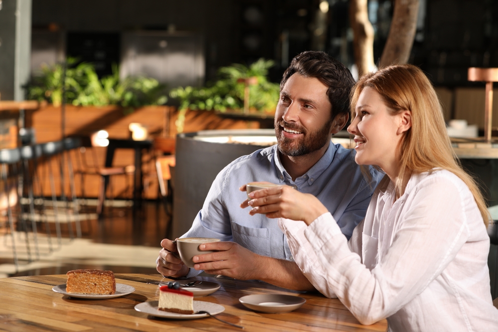 昔好きだった人と再会した時の男性心理は？本音を知ると接し方が分かる！